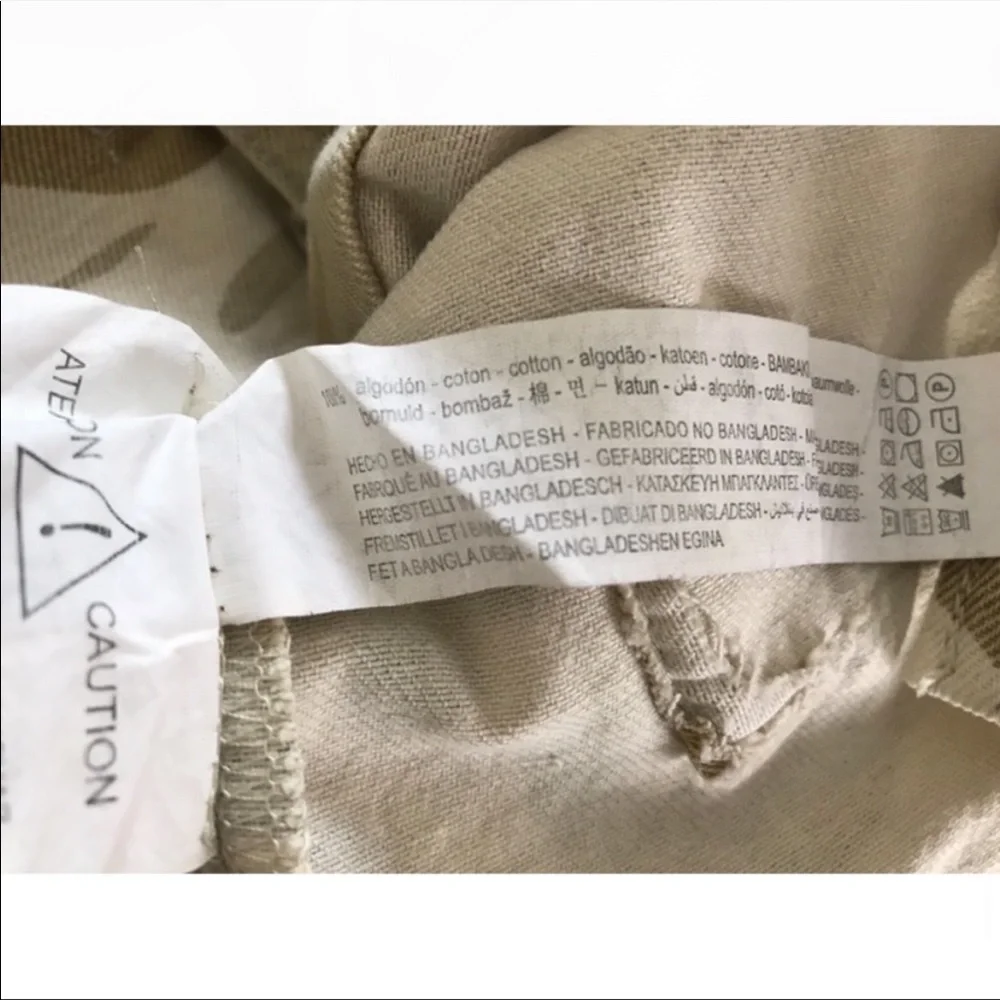 NWT Bershka Oversize Camouflage Jean Jacket XS Cream Green